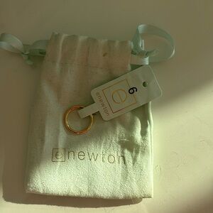 Classic Enewton ring size 6 gold
